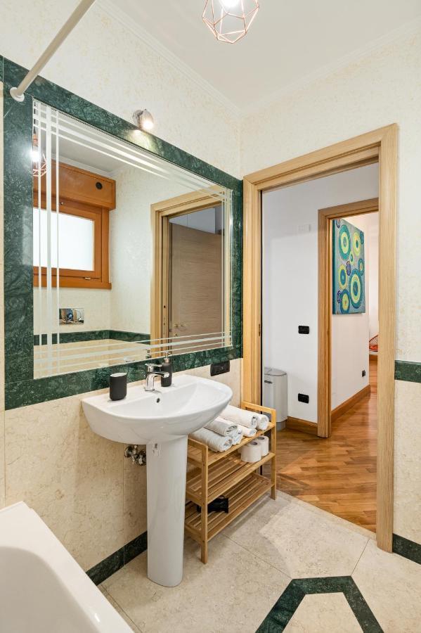 Amsterdam Design + Posto Auto Rome