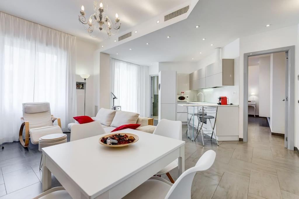 Apartment Violin Key House