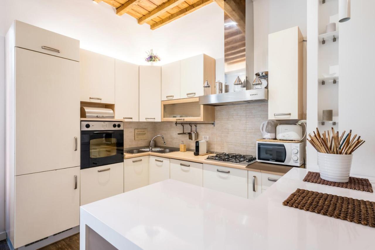 Apartment About Colosseo - Al Colosseo Nel Cuore Di - Free Wifi *