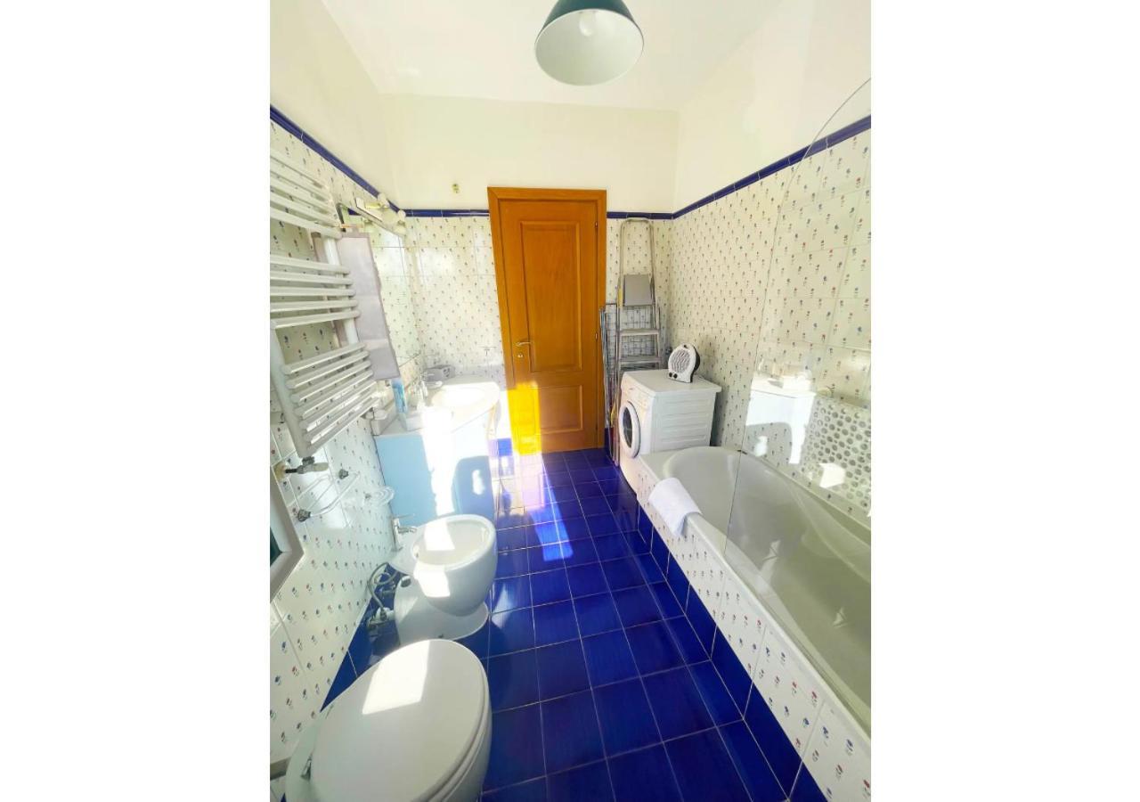 Cozy Casetta - Bright And Near Metro C Appartamento *