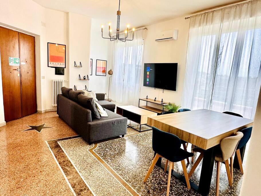 Attico Lussuoso Centro Apartment Rome