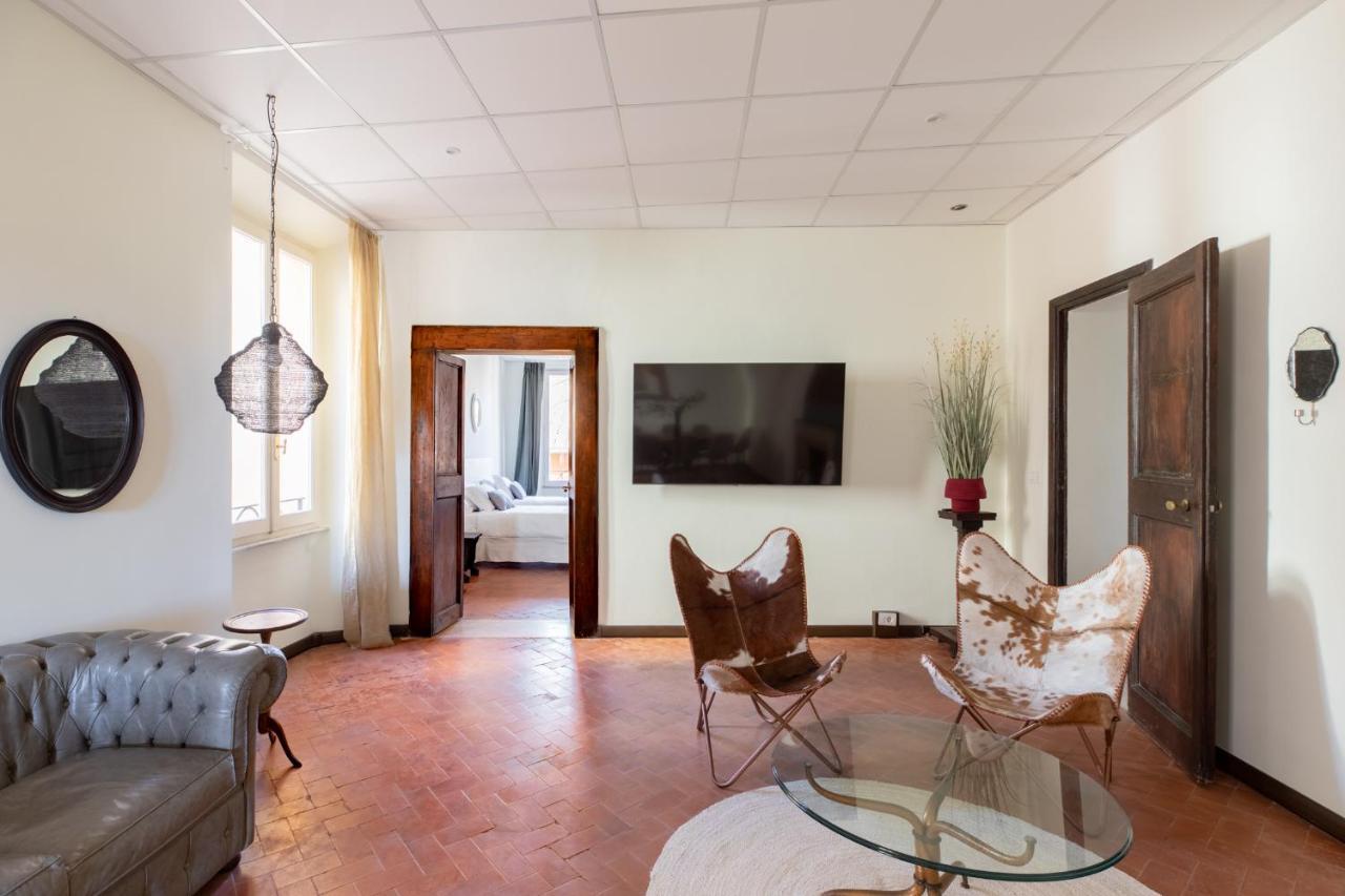 Apartment Iflat Trevi Fountain's Roomy&friendly Rome