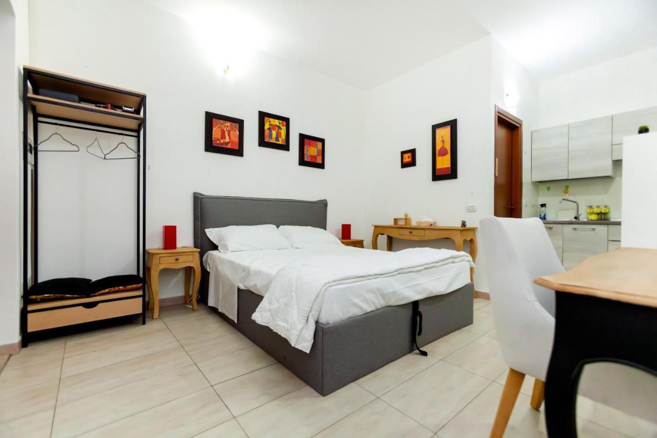 Apartment Lucrezia Cinecitta House *