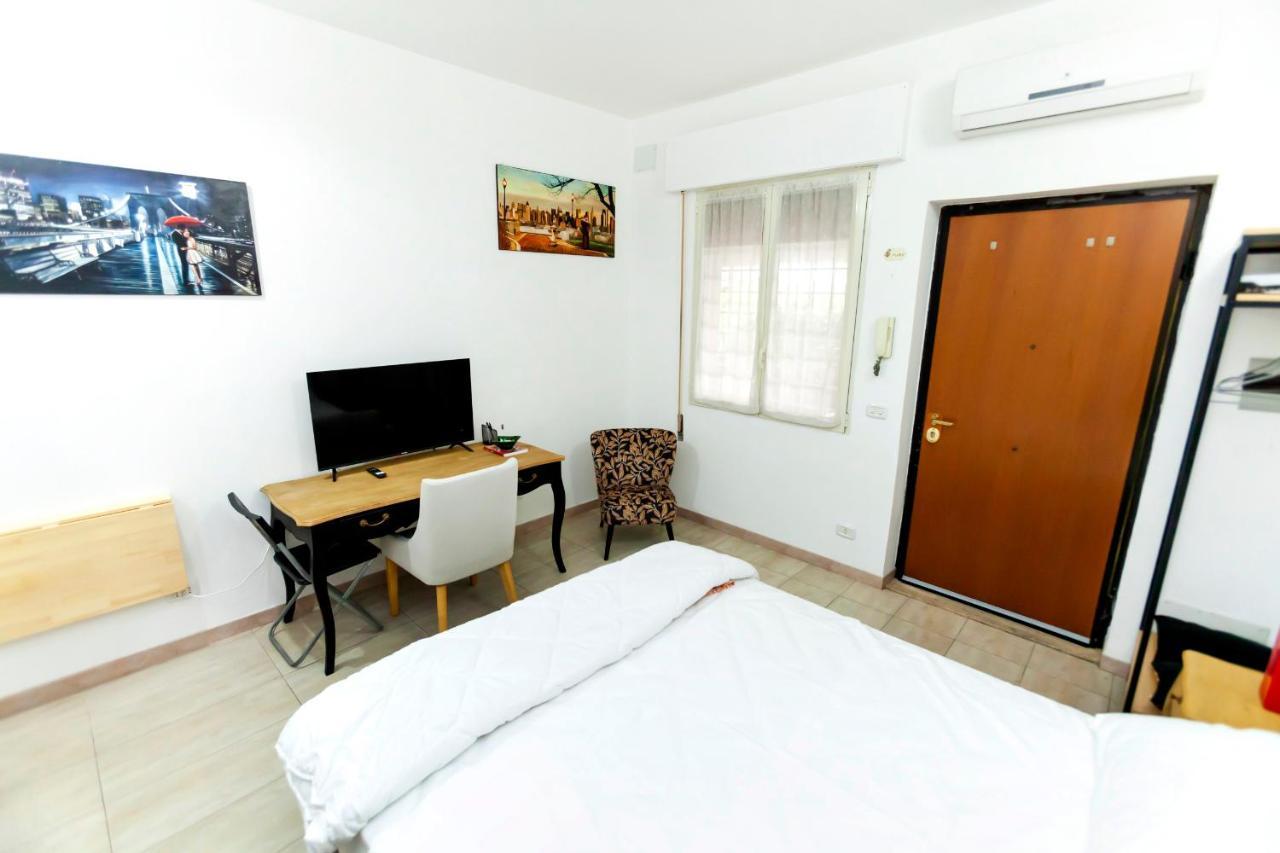 Apartment Lucrezia Cinecitta House *
