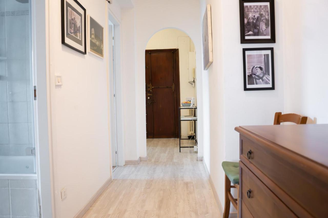 Nonna Pina Moderno Vicino Metro Awifi,netflix Apartment *