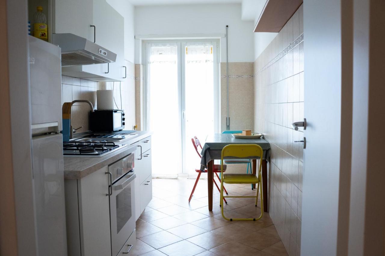 Nonna Pina Moderno Vicino Metro Awifi,netflix Apartment