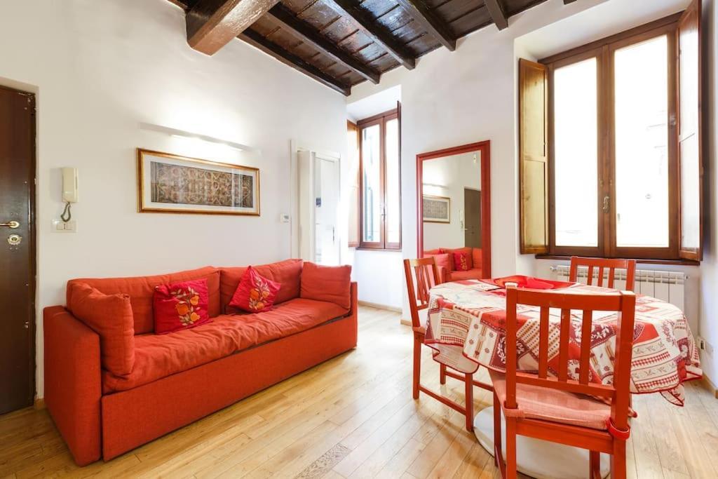 Apartment Navona 360