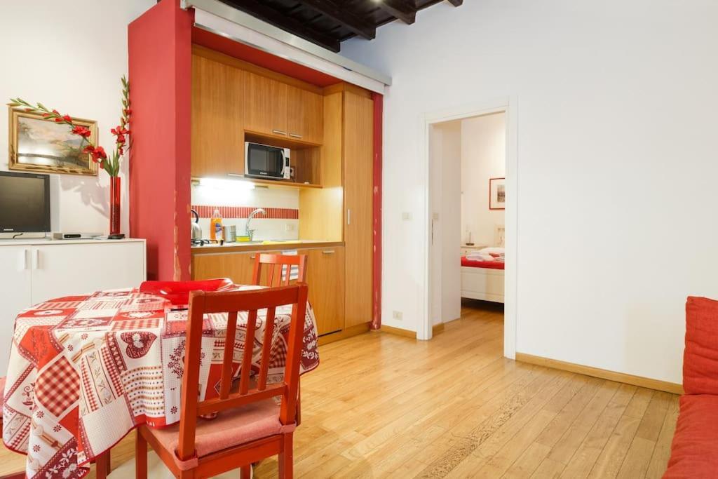 Navona 360 Apartment