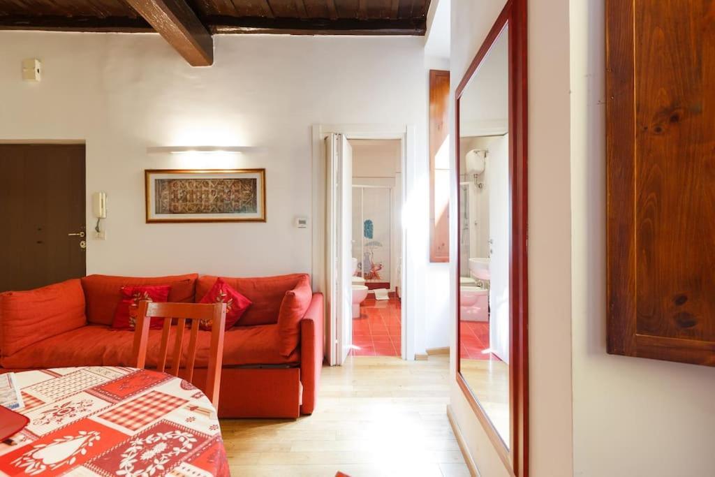 Navona 360 Apartment *