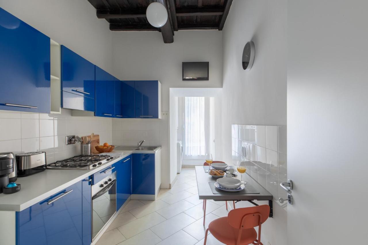Iflat Monti's Paradise Apartment *