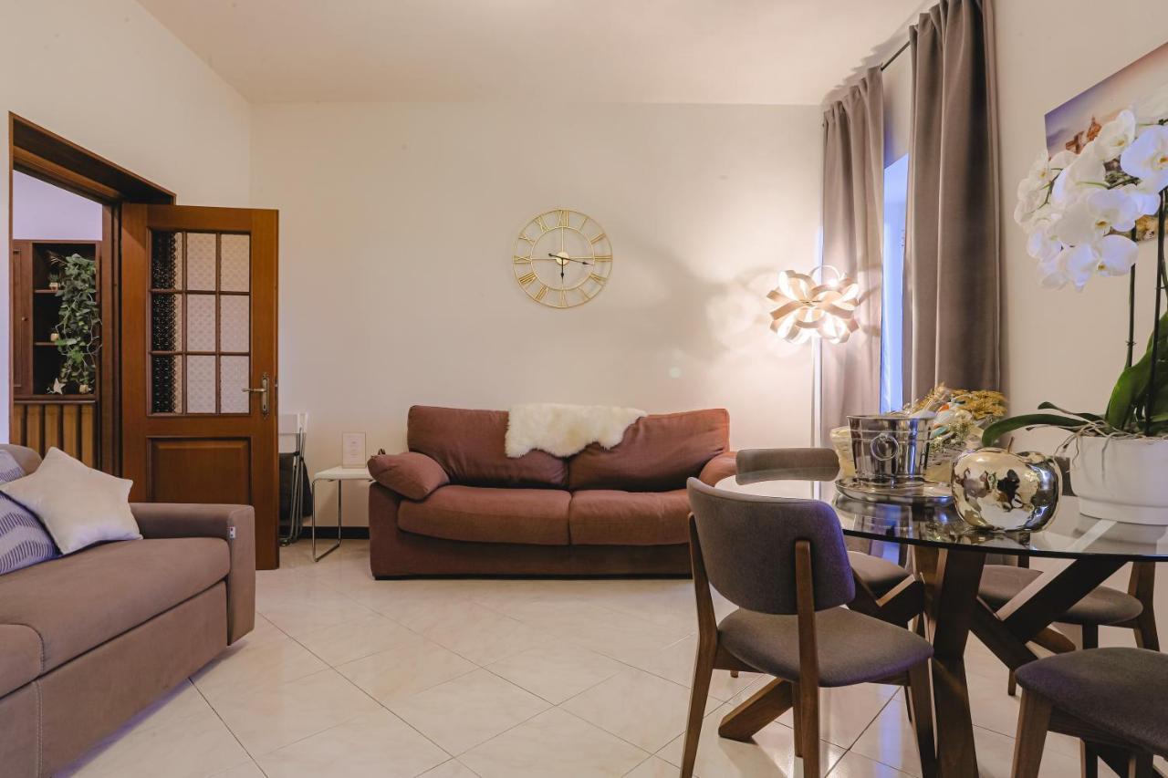 Stella Luxury House