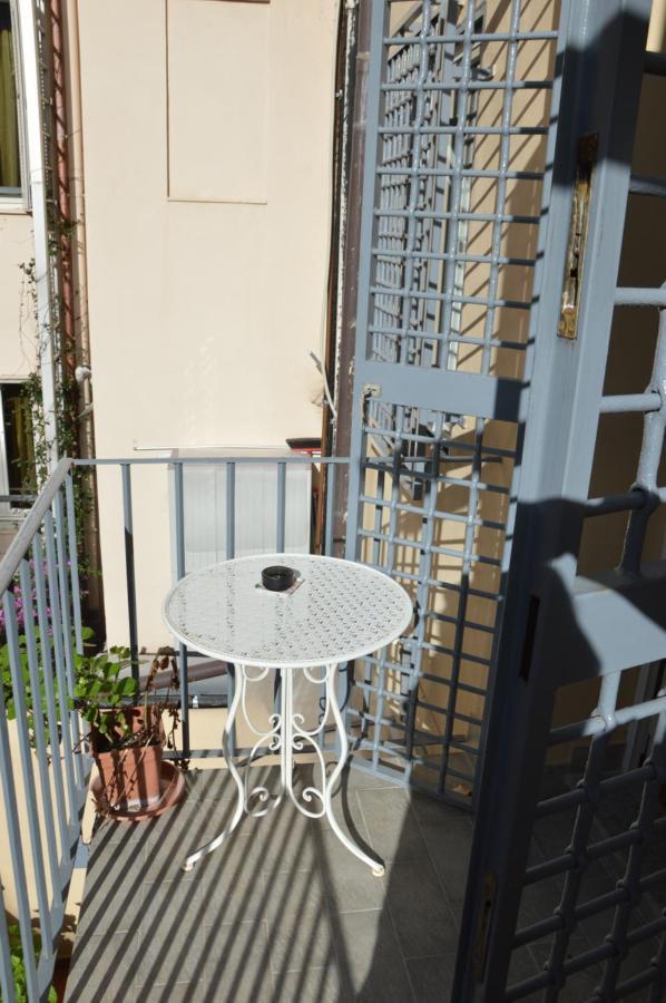 Love Nest In The Heart Of Rome
