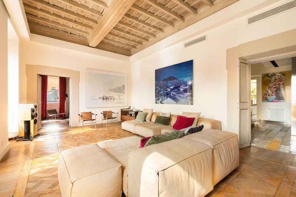 Casa Arte, A Burghesius Home * Rome