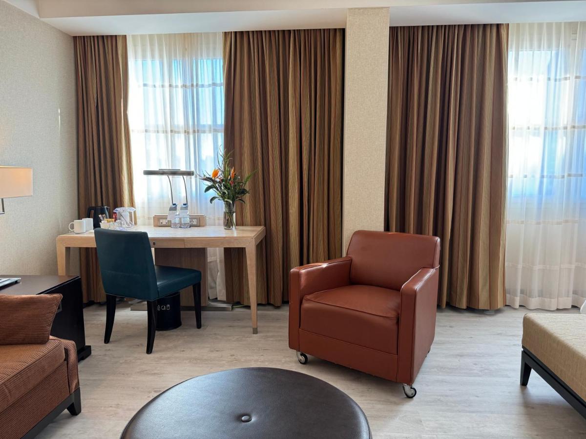 Hotel Sheraton Parco De Medici 4*