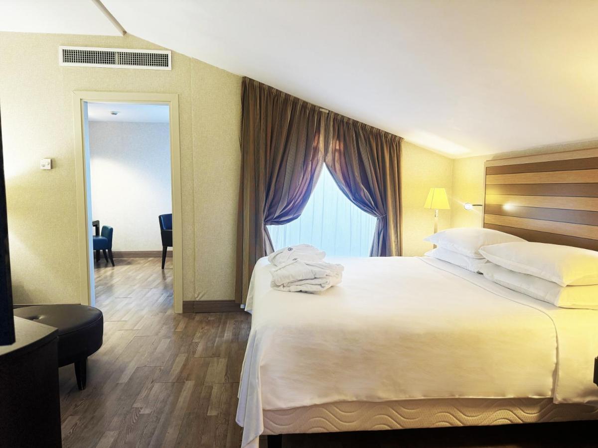 Hotel Sheraton Parco De Medici