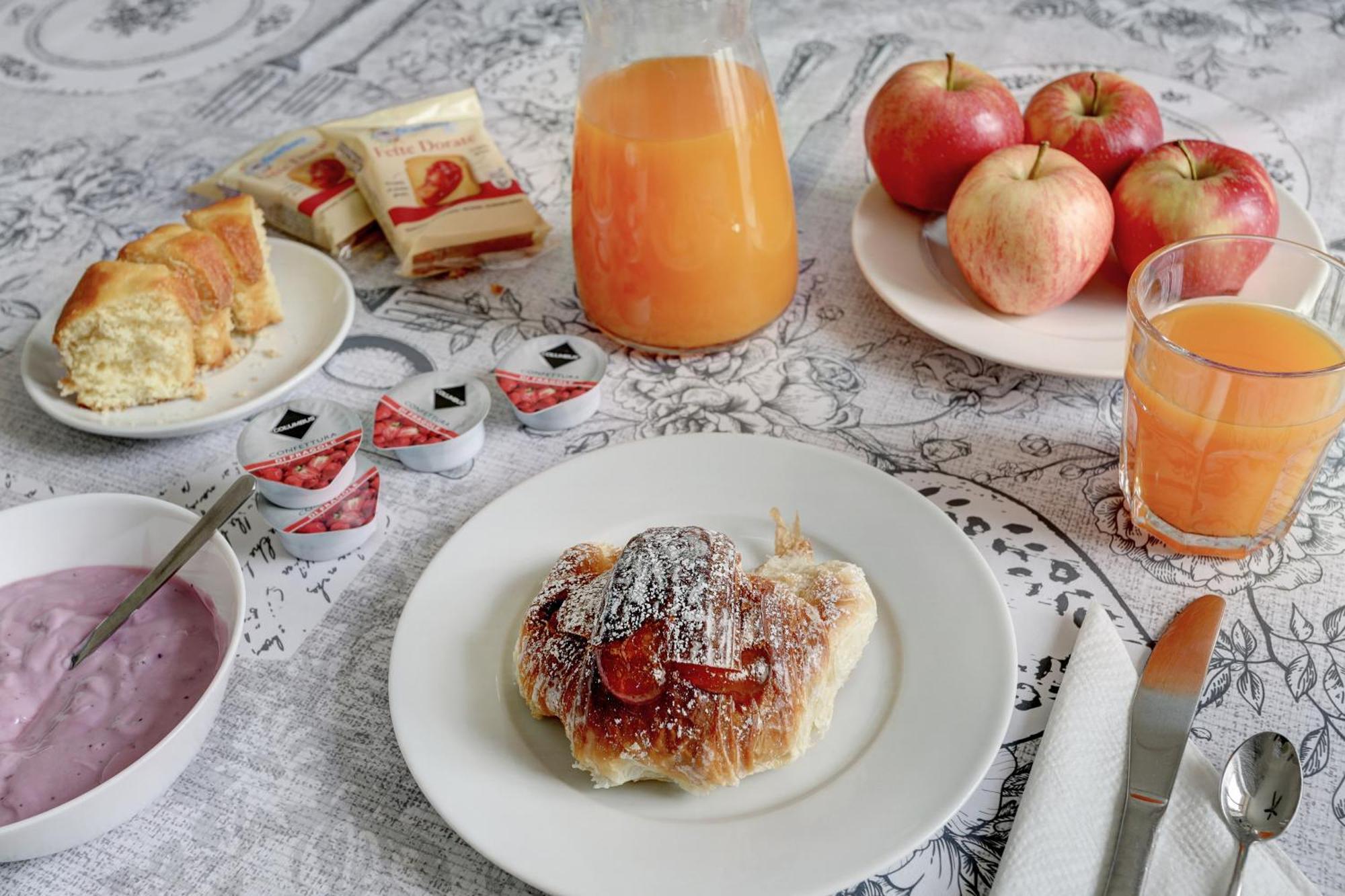 Claudia House Termini Bed & Breakfast 2*