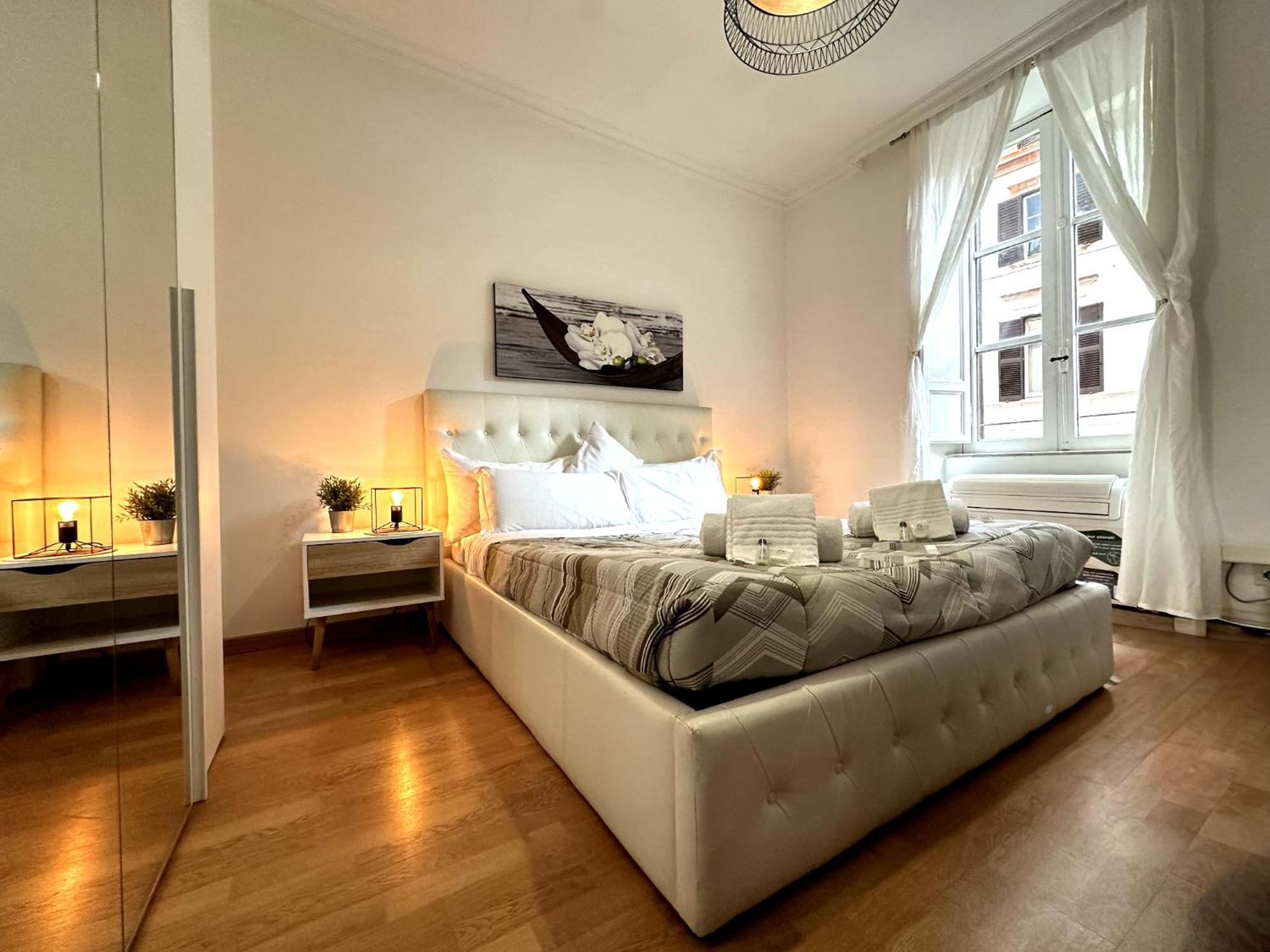 By The Colosseum - White Chic Flats Apartment *