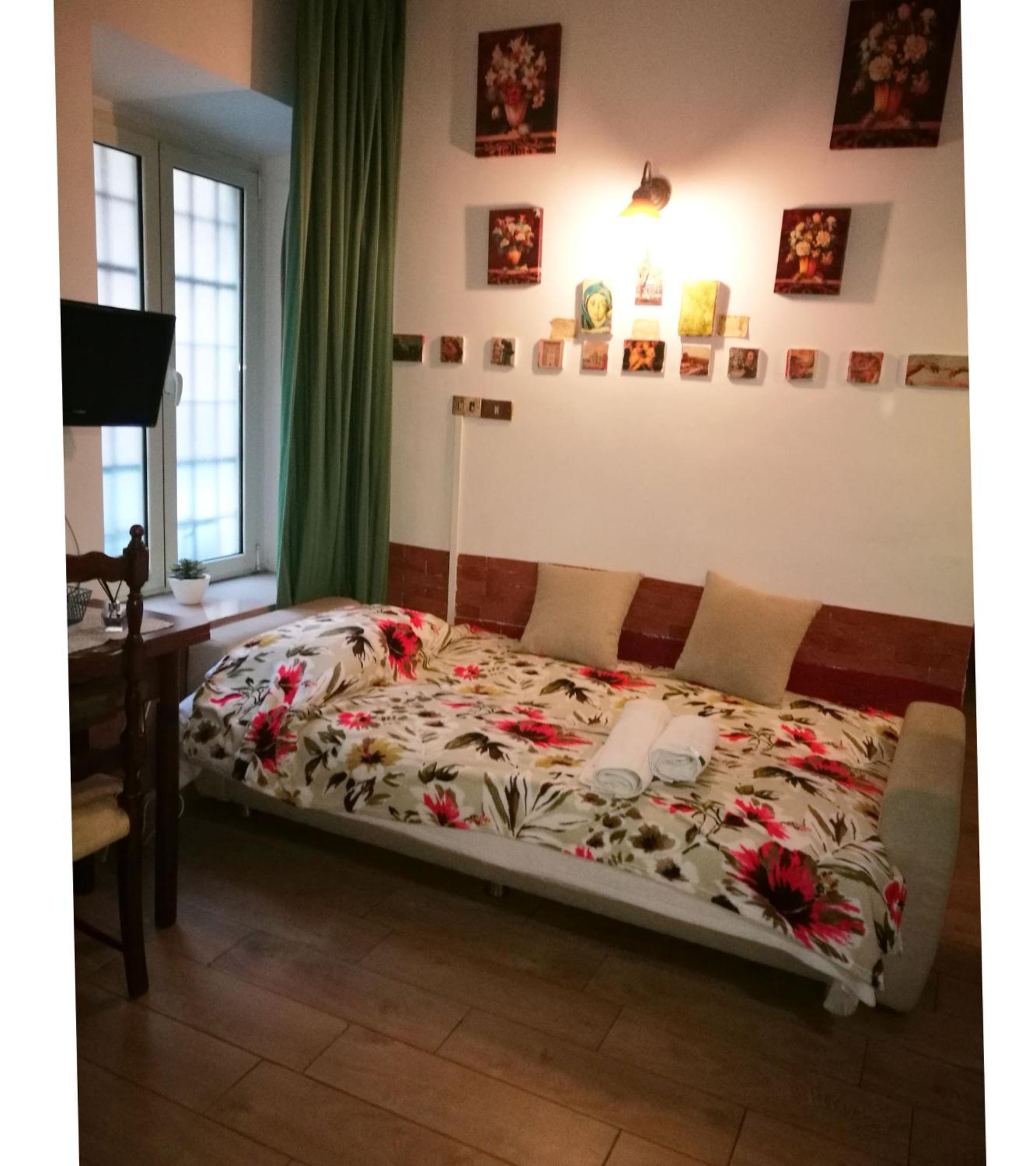 Cavour 1&2 Apartment Rome
