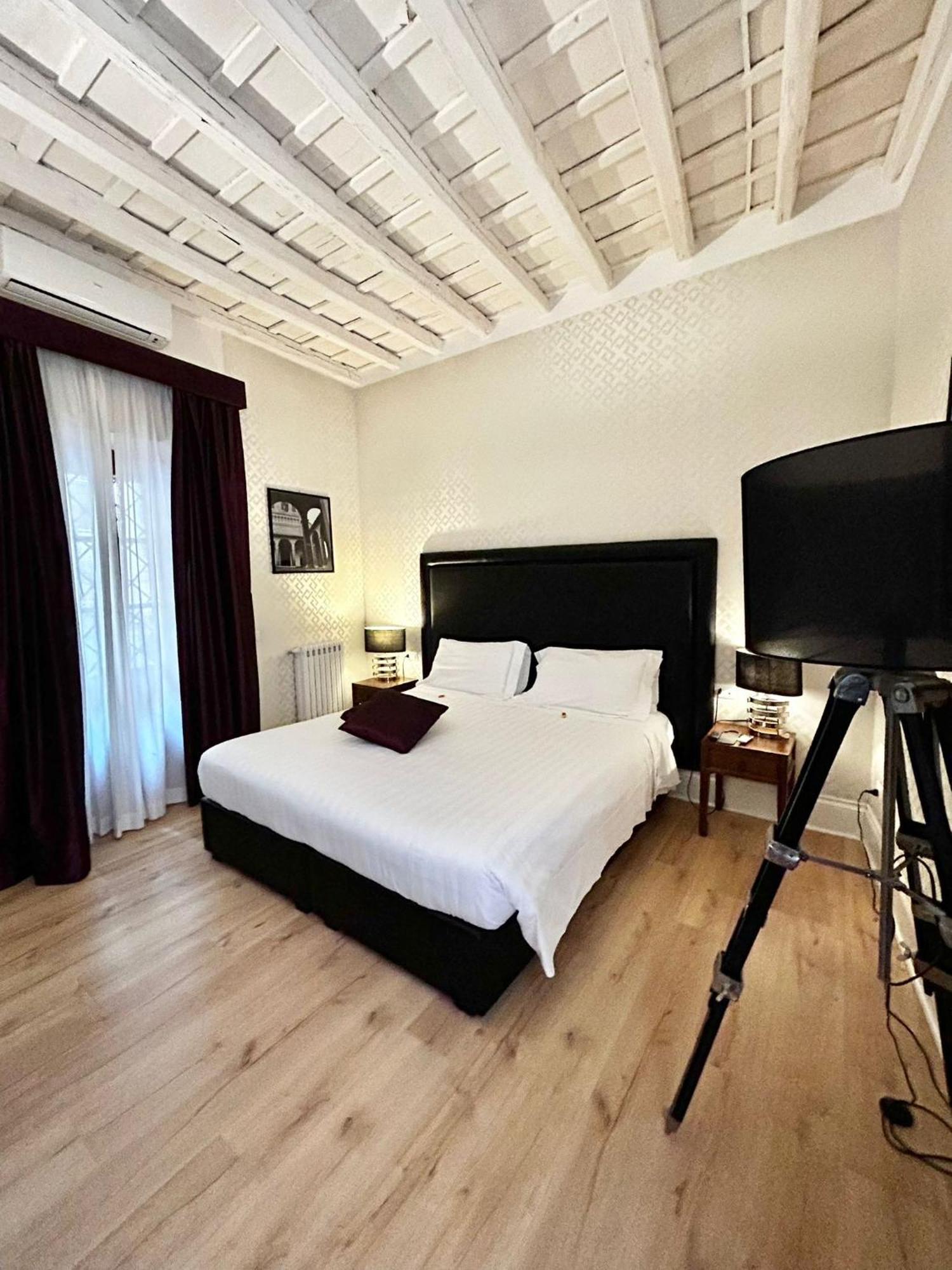 Couette-café Minerva Relais Rome