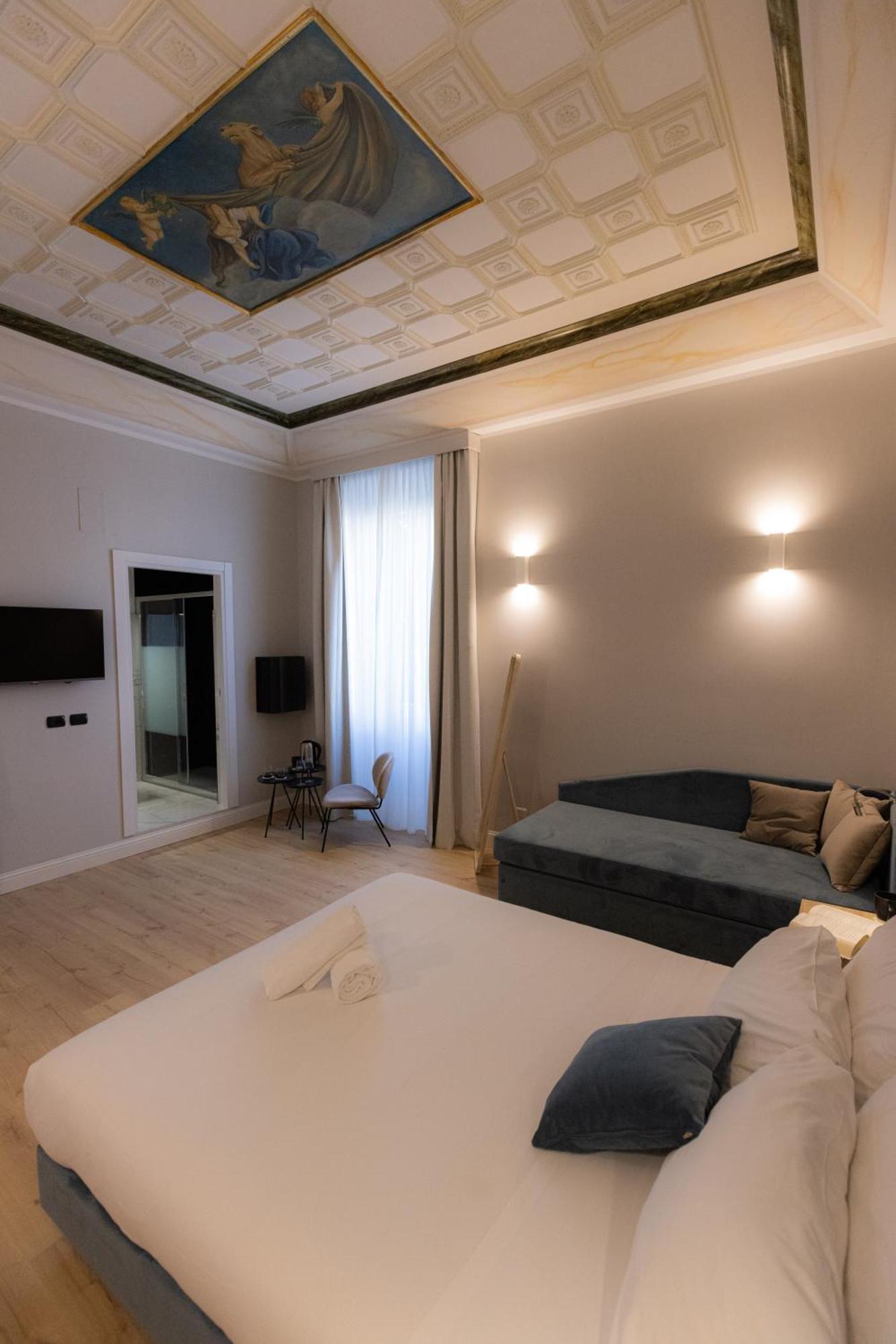 Relais At Via Veneto 2*