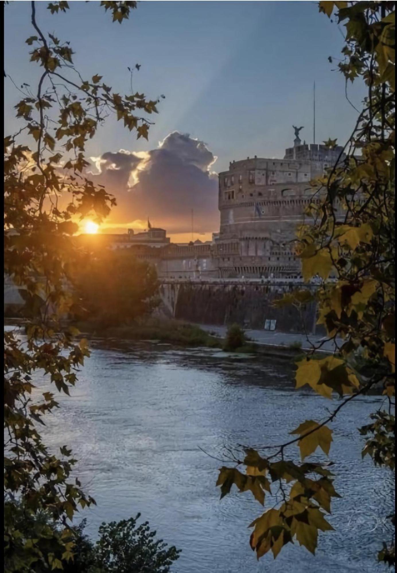 Close To The Coloseum, 2 Minutes Walk From Metro A Apartment *