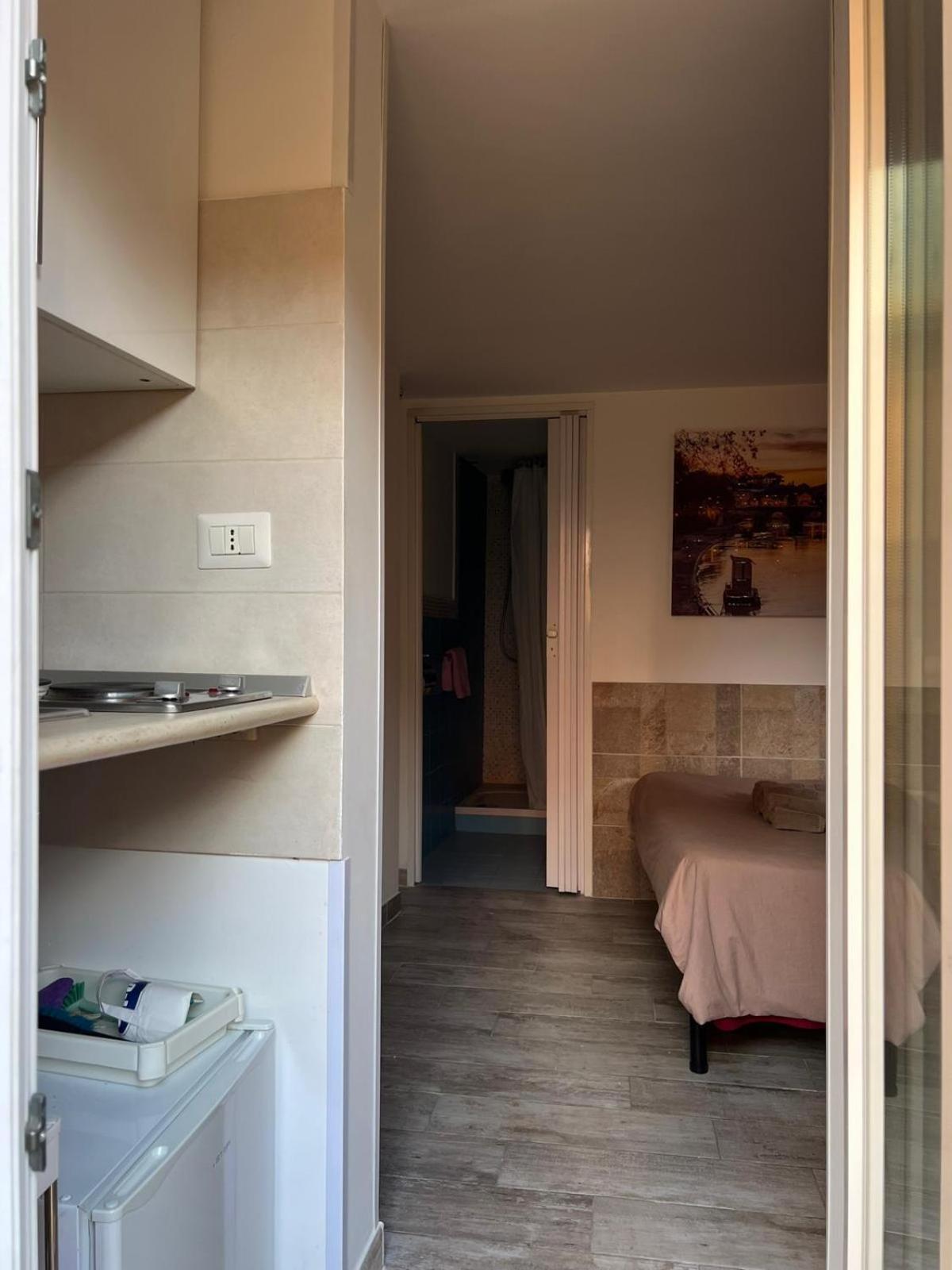 Apartment Monolocale Trastevere Locato Per Finalita Turistiche *