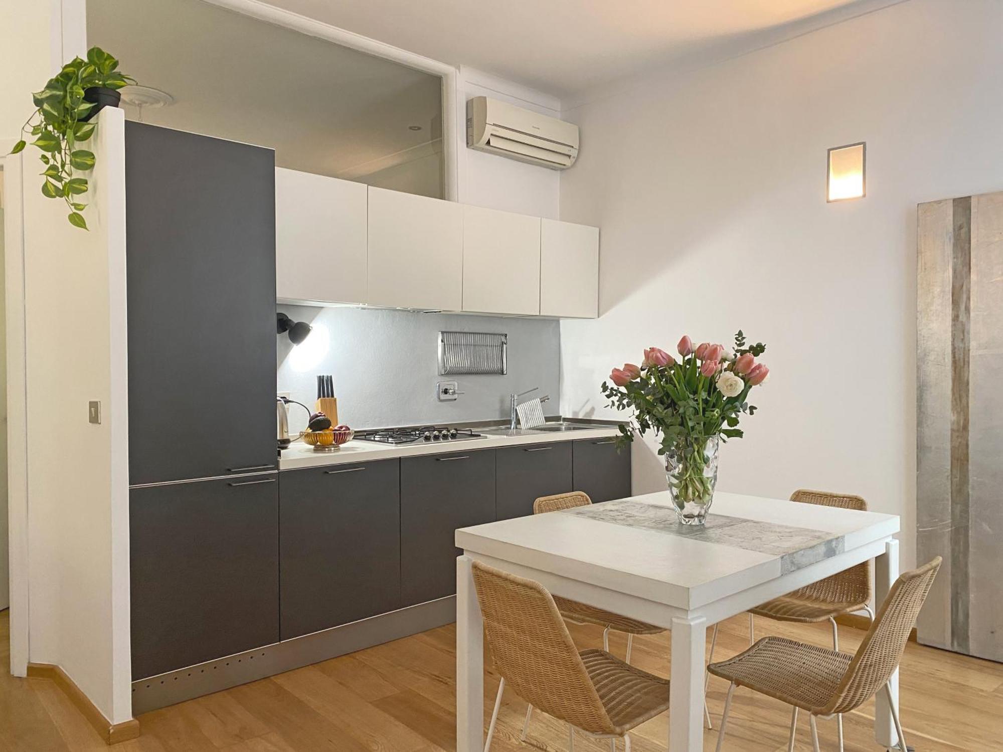 Apartment Via Giulia / Historic Center Of Rome