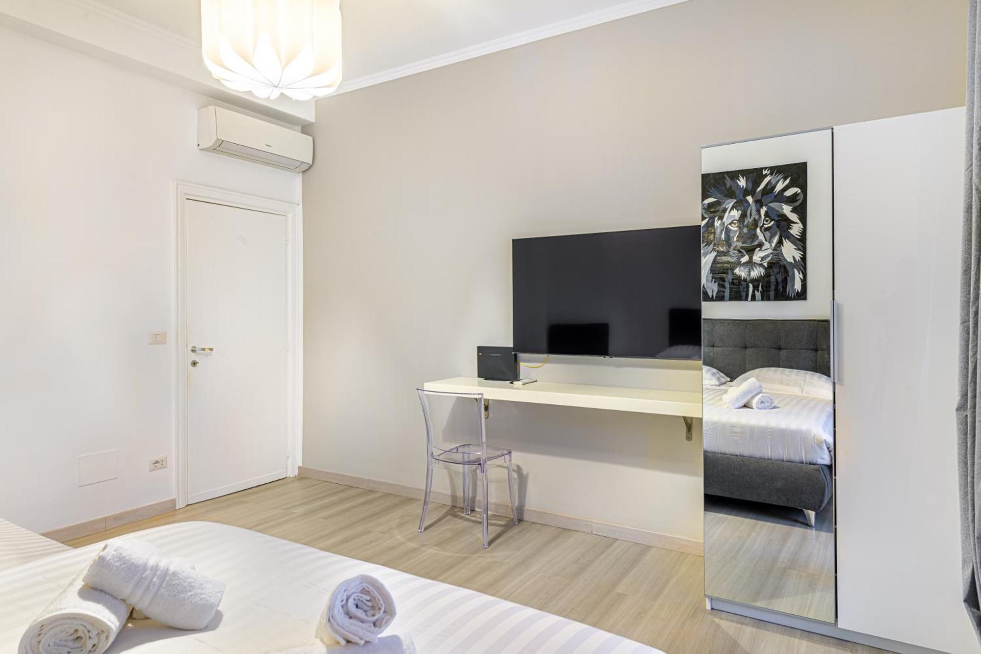 Lion Aparts - Vatican Apartment *