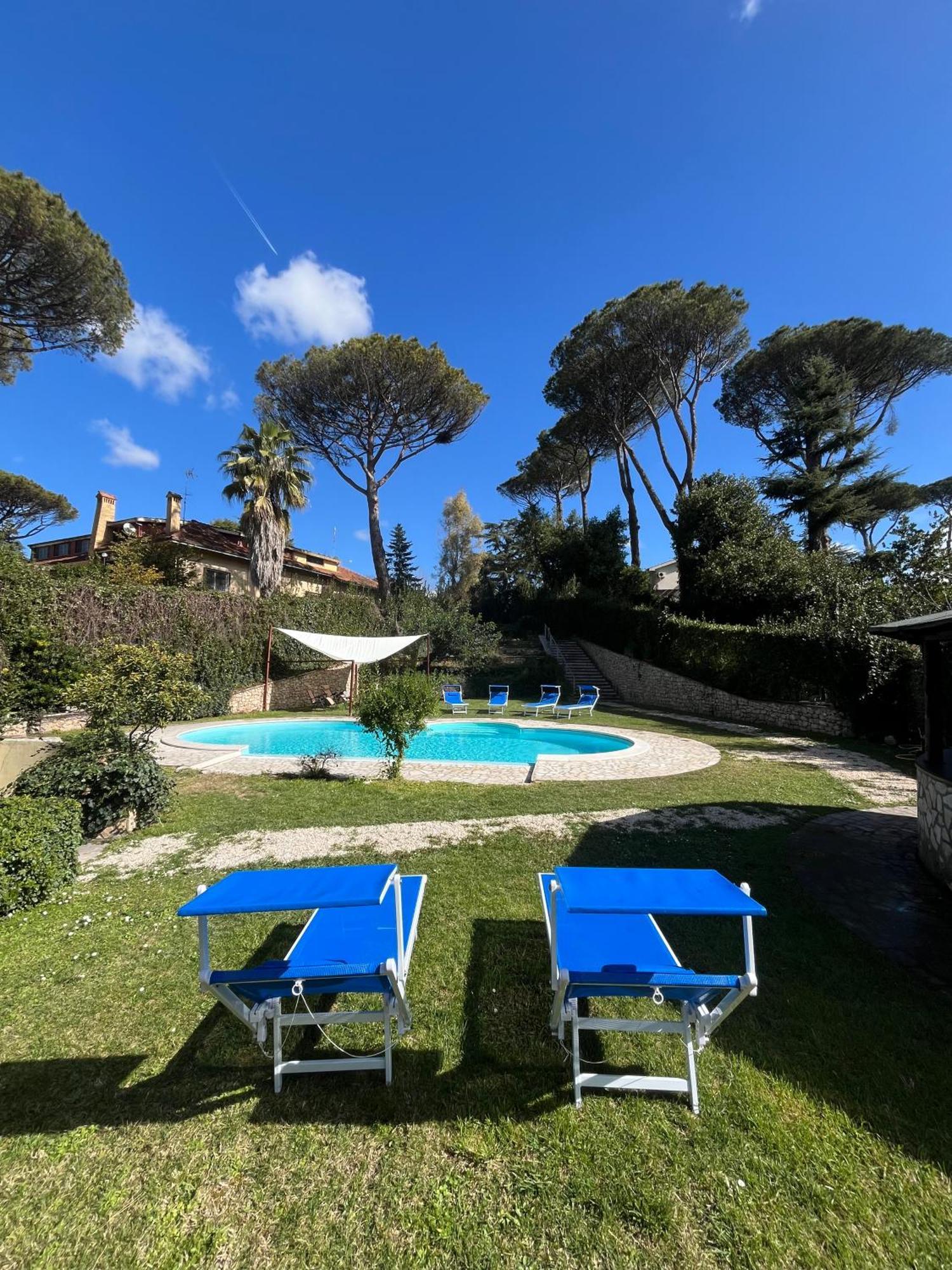 Villa Open Space - Location Per Eventi 2 Piscine Riscaldate - *