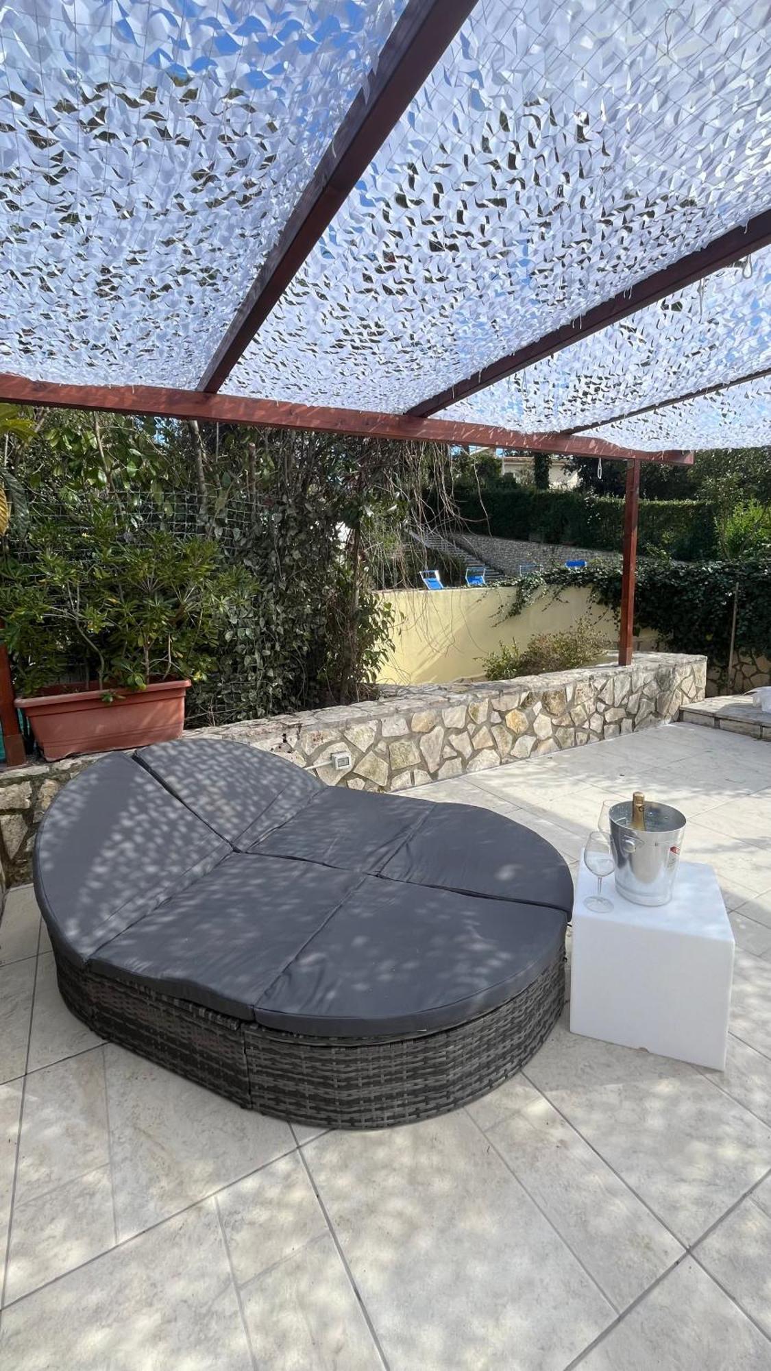 Villa Open Space - Location Per Eventi 2 Piscine Riscaldate -