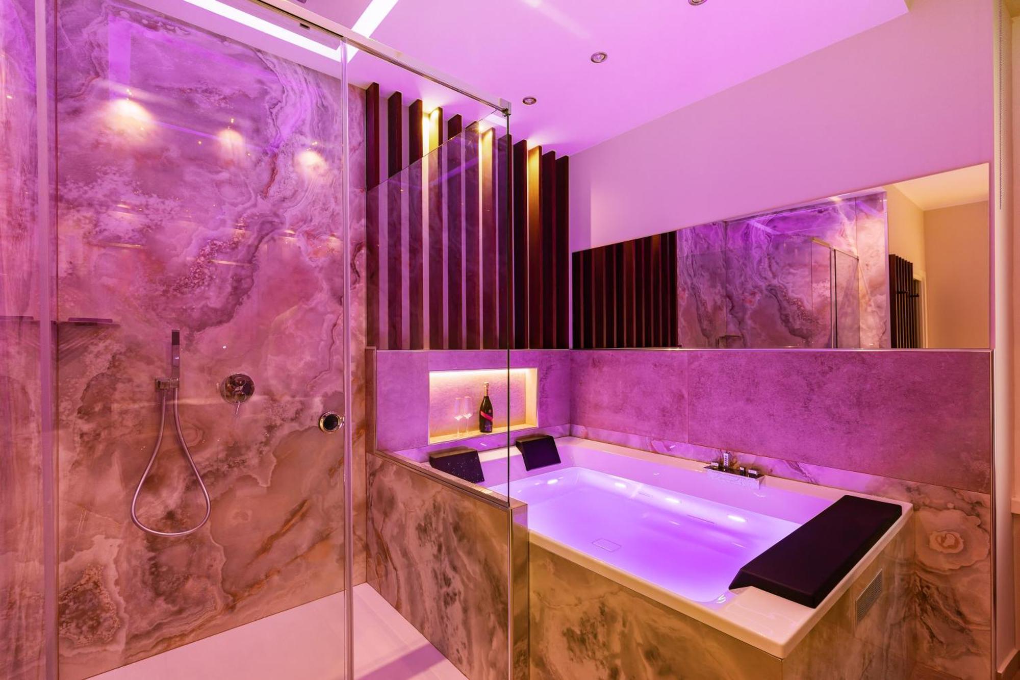 Guest house Albadea Deco&jacuzzi Rome