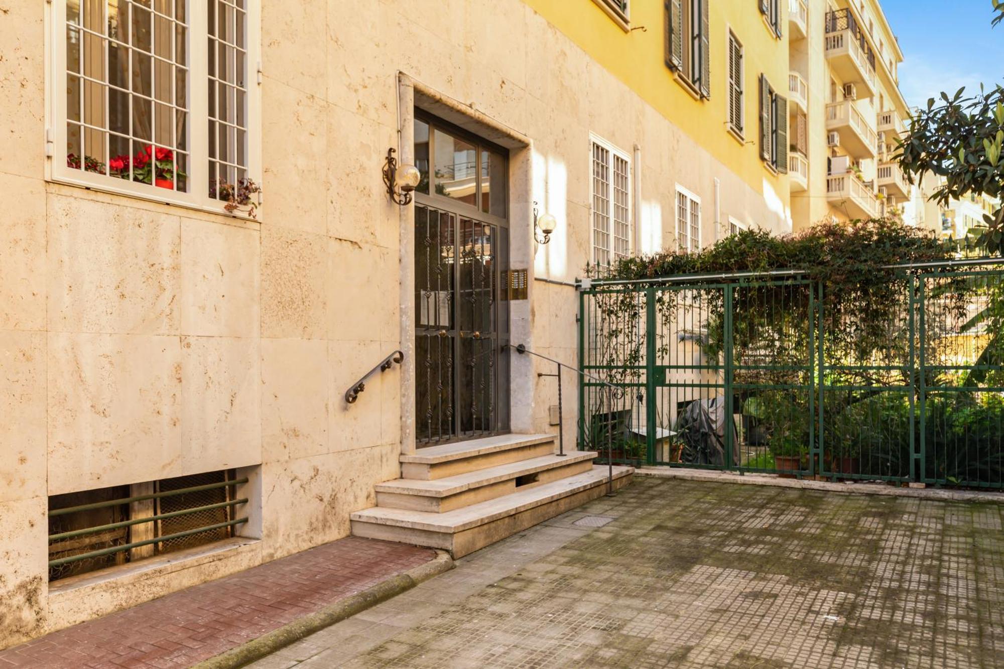 Guest house Albadea Deco&jacuzzi Rome