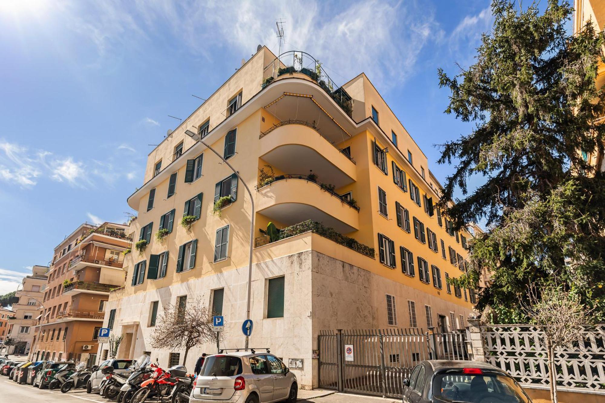 Albadea Deco&jacuzzi Rome