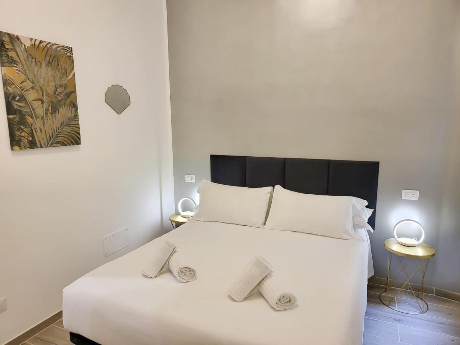 Trastevere Exclusive Three Bedroom - Collection Apartment