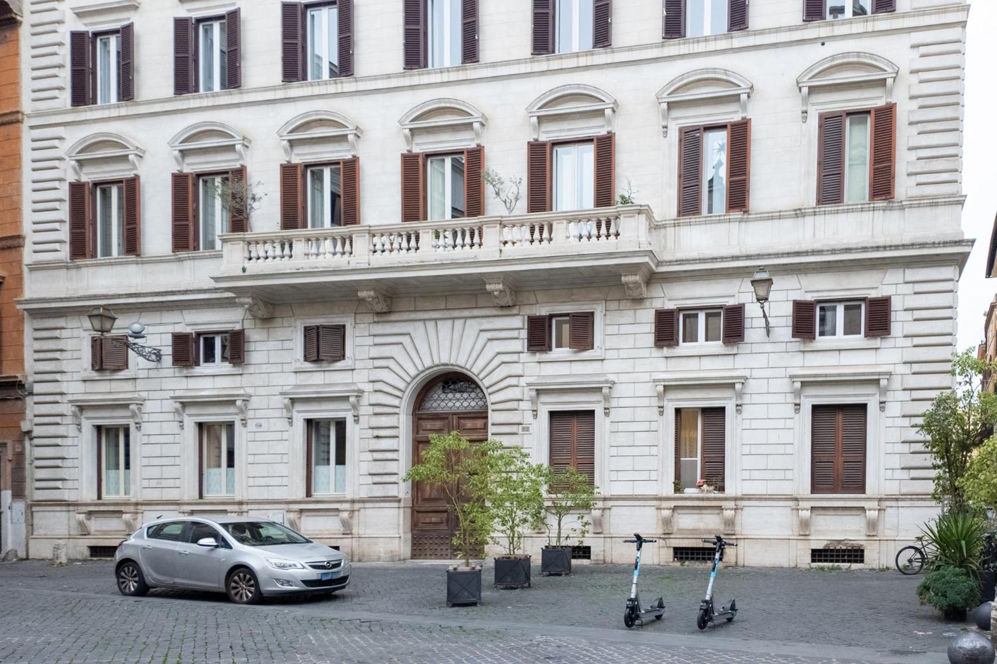 The In Orologio Appartement