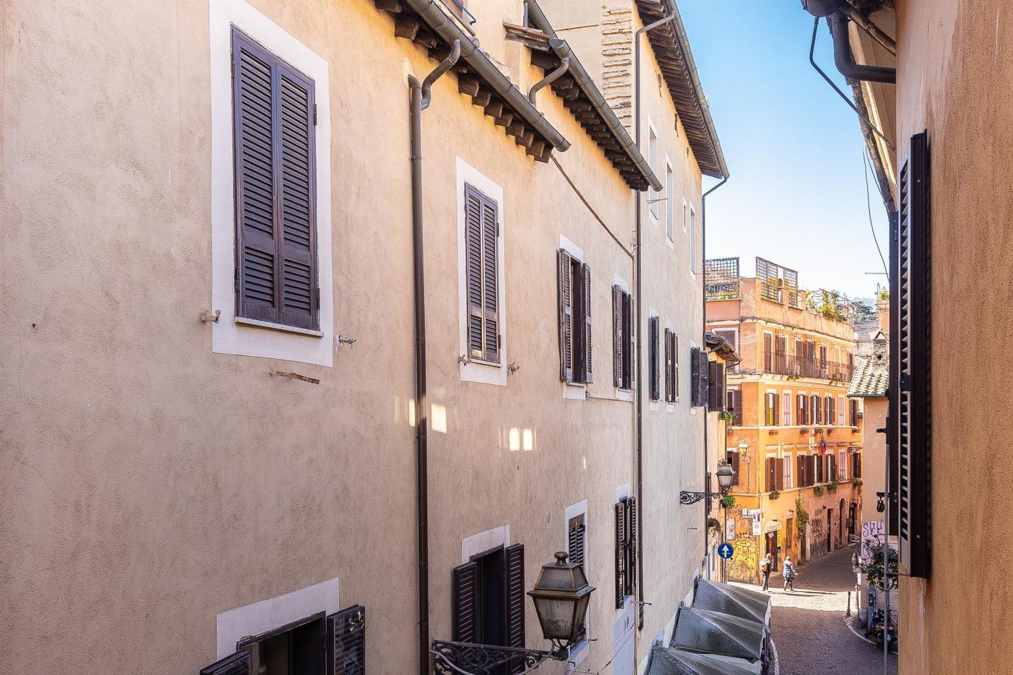 Mou Trastevere House By In Apartment