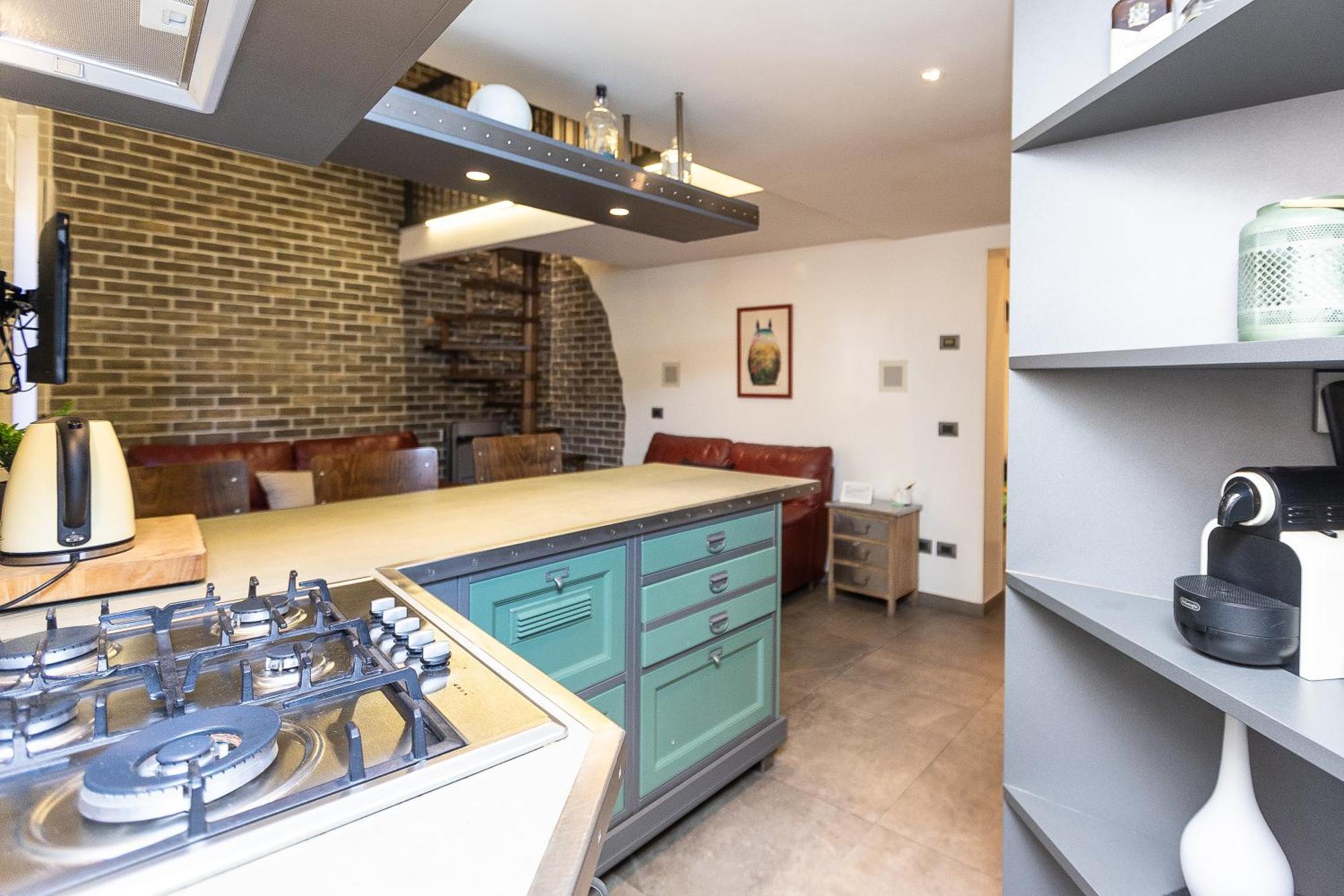 Mou Trastevere House By In Rome