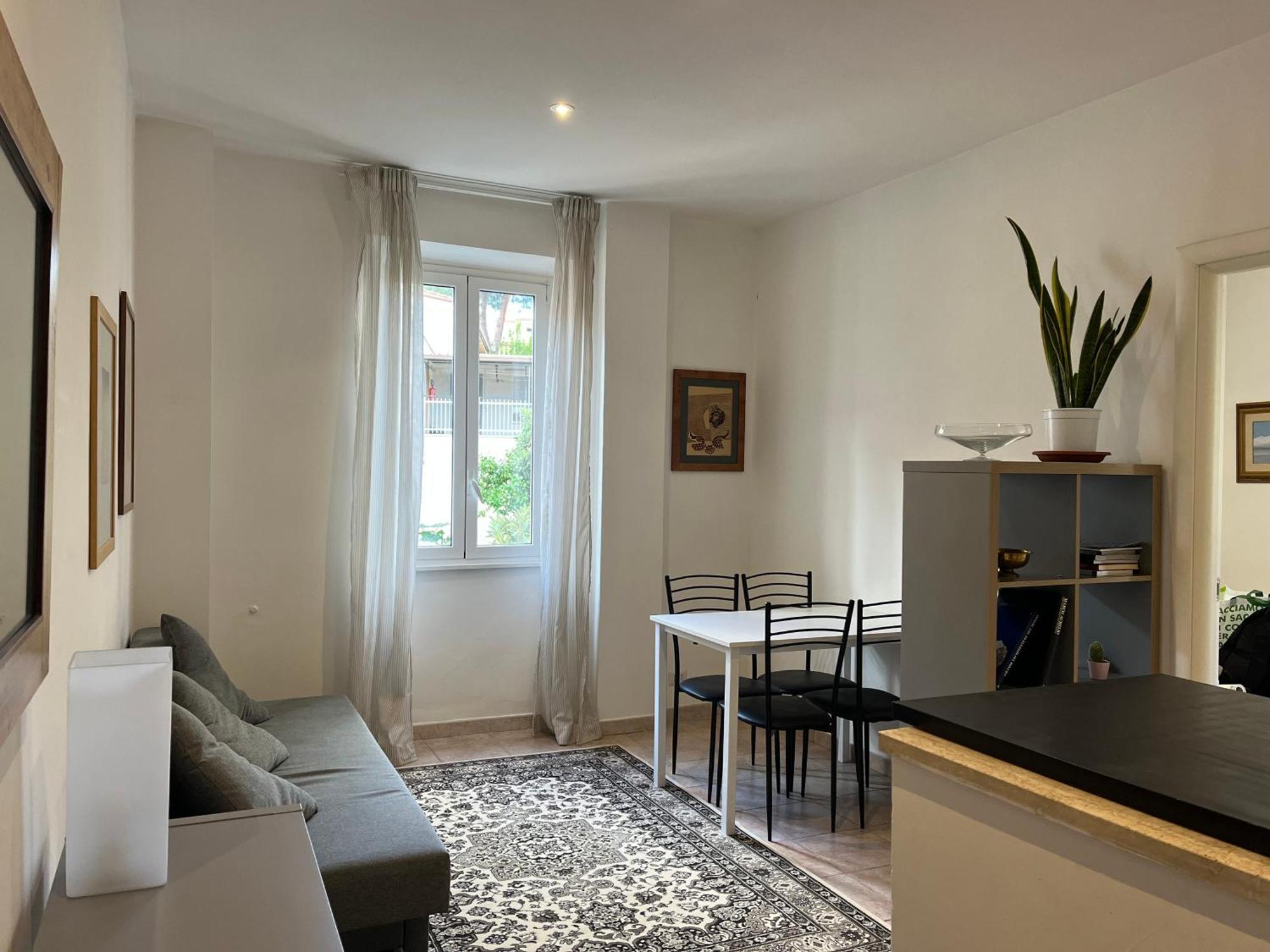 S. Pietro Apartment *