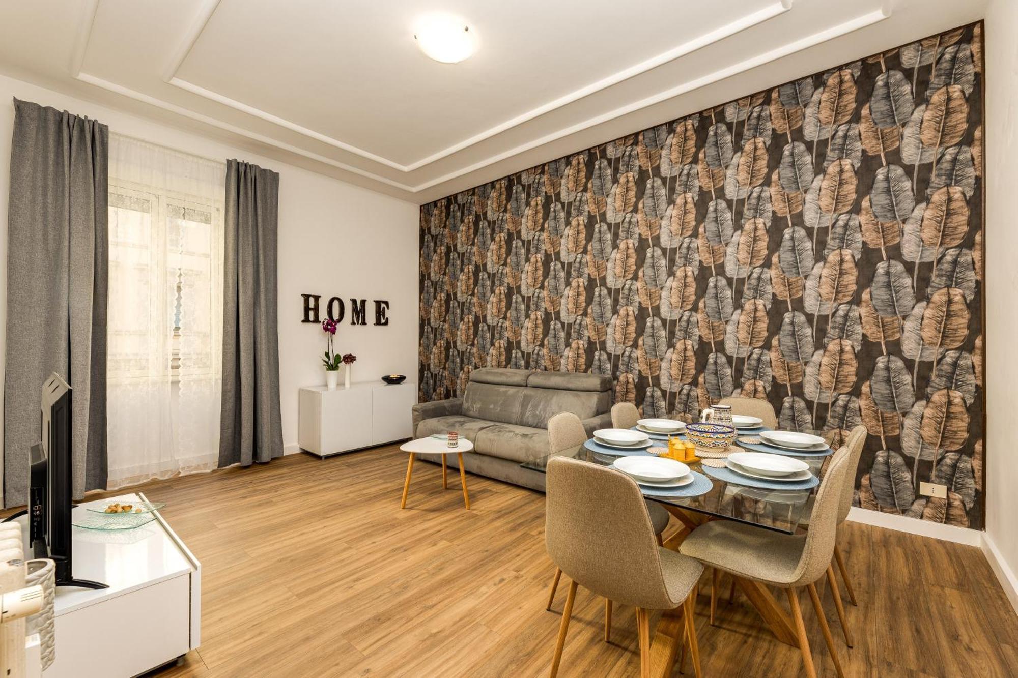 Giuliana Vatican Luxury Apartment *