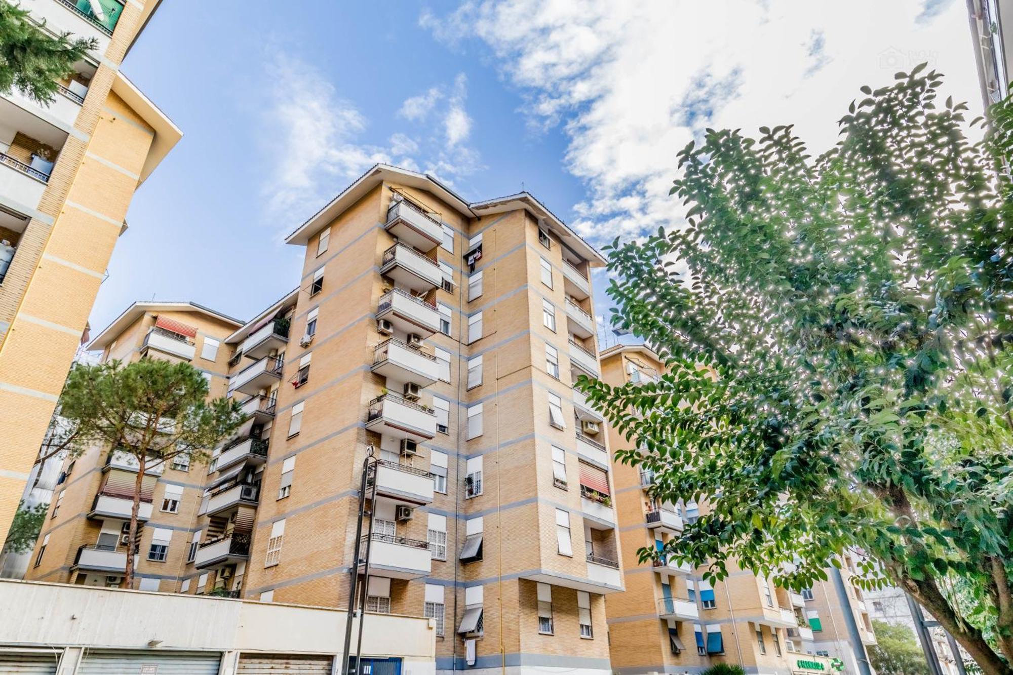 Loungefloor Metro A Netflix & Wi-fi Appartement *