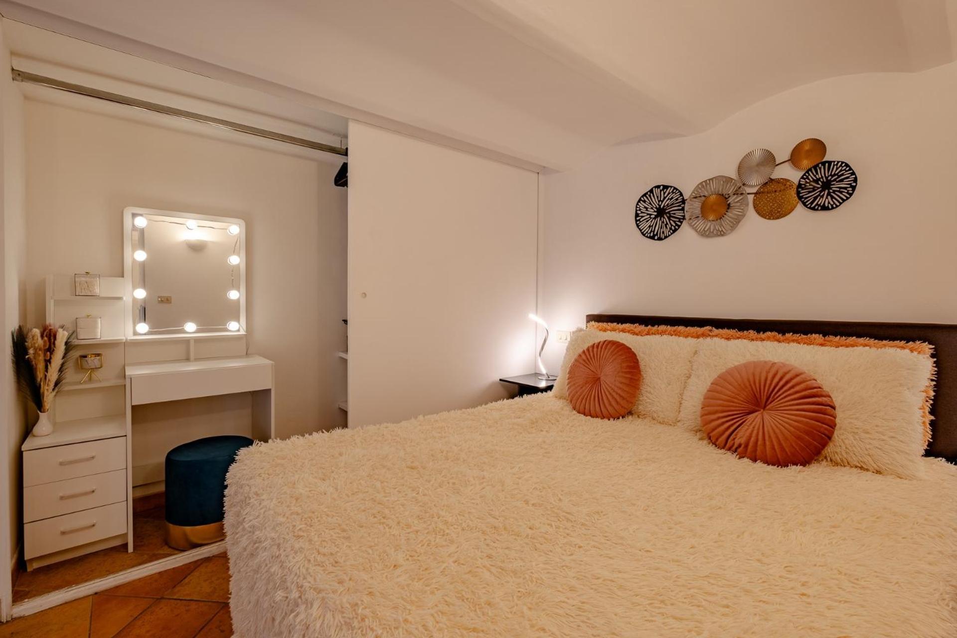 Apartment Vatican Garden Home Rome