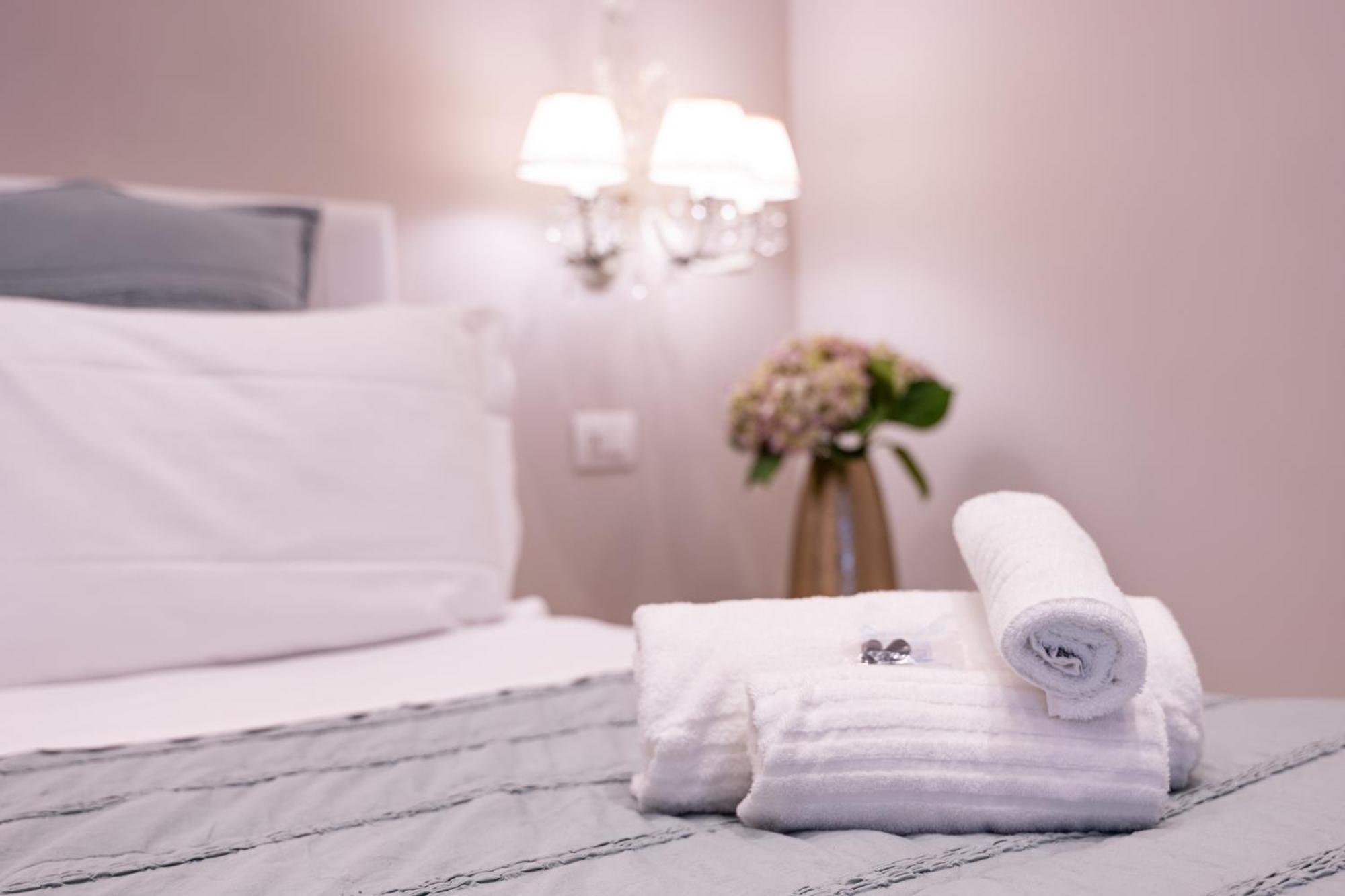 Bed & Breakfast Contessa Arrivabene Antica Dimora Rome