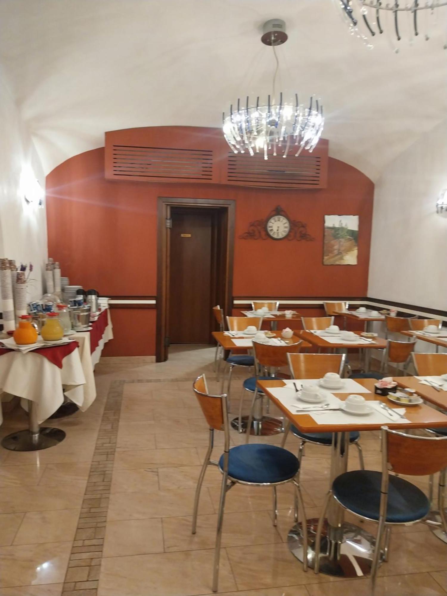 Priscilla Hotel 3*