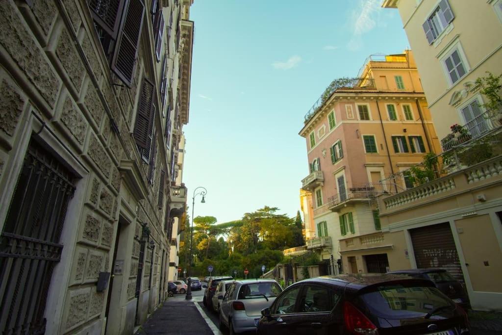 Vintage Colosseo Apartment *