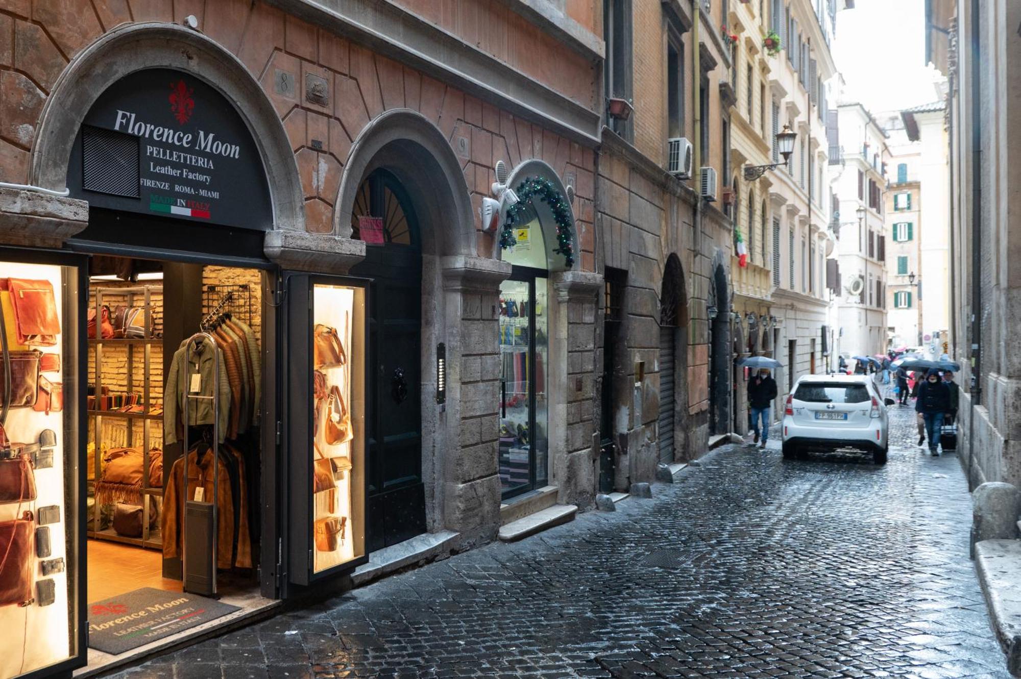 Pantheon Charming Apartment