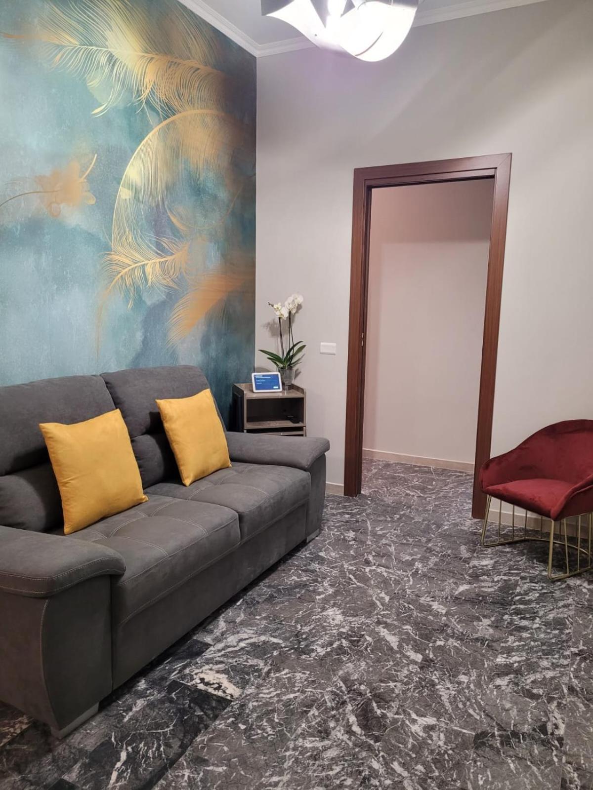 Bonelli Dreams In
