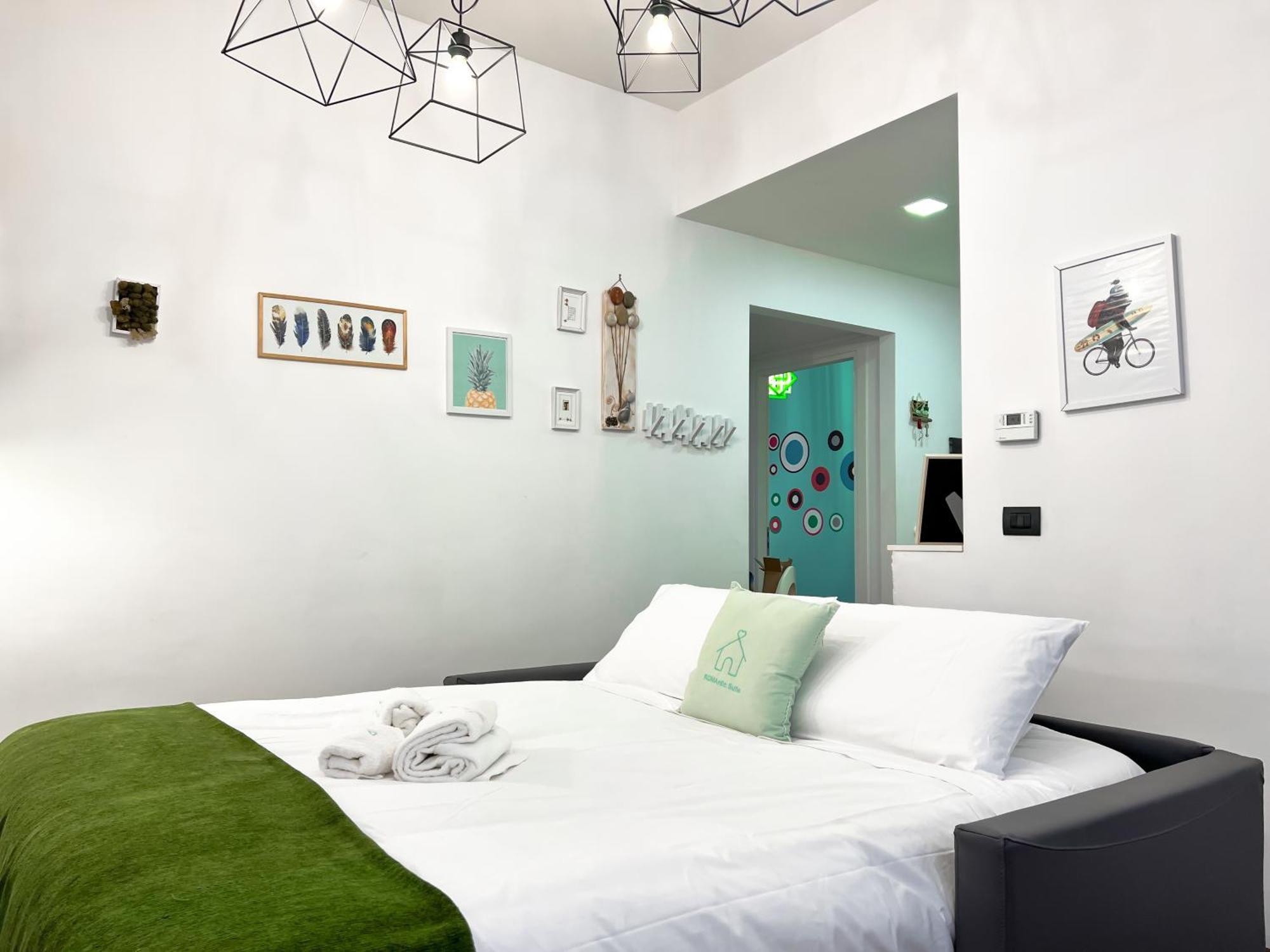 Unique House - 3 Bedrooms & 2 Bathrooms With 4 Beds - 100 Meters To The Metro A * Rome