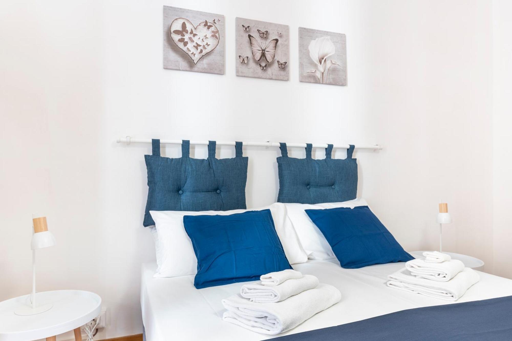 Hostly - Michelangelo Midtown-center Of Appartamento