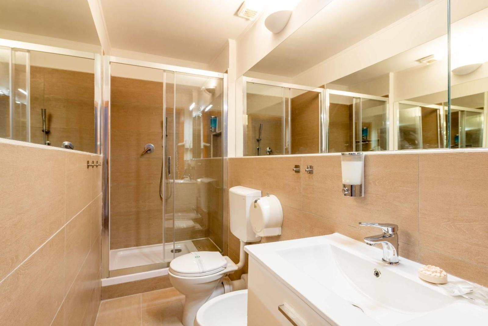 Clavdia Flat Rome