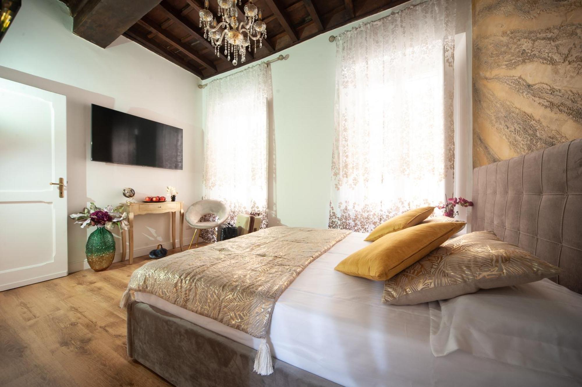 Pantheon Charming Apartment